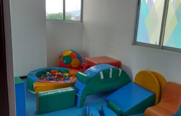 Venta de apartamento en condominio en San Sebastián
