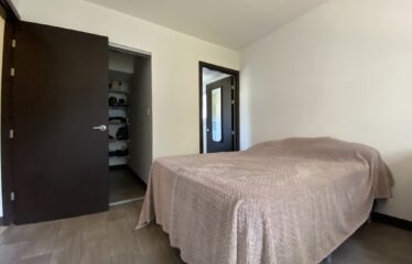 Venta de apartamento en condominio en Rio Oro, Santa Ana
