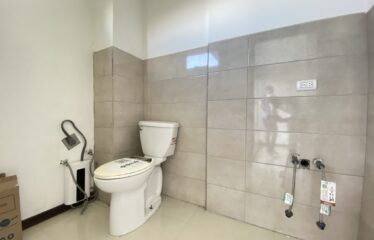 Venta de local en torre medica Escazú [con inquilino]