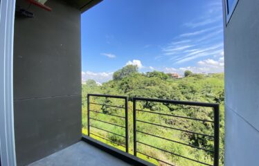 Venta de local en torre medica Escazú [con inquilino]
