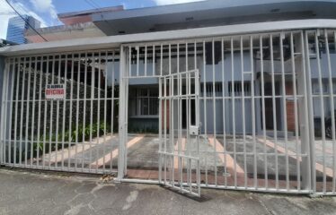 Venta de edificio de oficinas en Sabana con inquilino