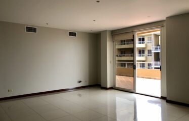 Venta de apartamento en condominio en Escazú
