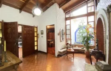 Venta de casa en Rohrmoser [uso mixto]