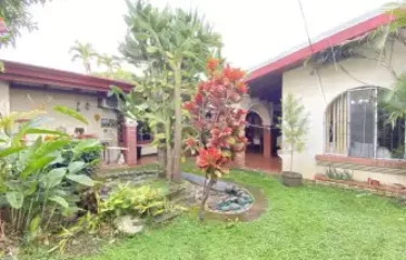 Venta de casa en Rohrmoser [uso mixto]