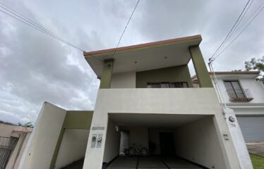 Alquiler/Venta de casa en Bello Horizonte, Escazú