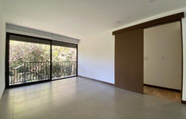 Venta de casa en exclusivo condominio en Escazú