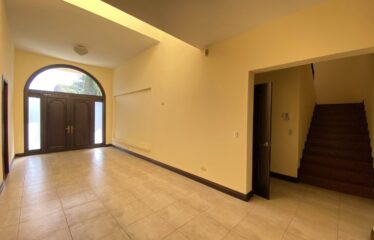 Venta de casa en Condominio en Lindora, Santa Ana