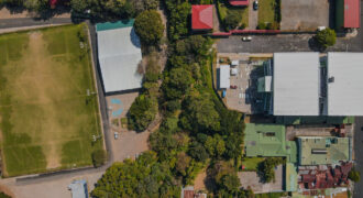 Large lot for sale to develop in Barrio Aranjuez