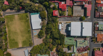 Se vende amplio lote para desarrollar en Barrio Aranjuez