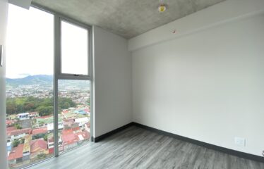 Alquiler de apartamento en condominio en La Sabana