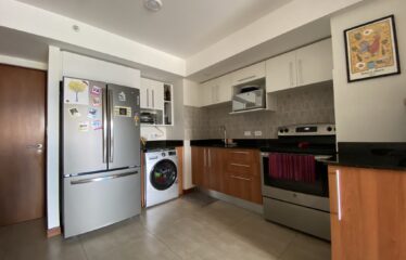 Alquiler/venta de apartamento full amueblado en condominio en los Yoses, San Pedro