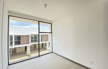 Venta de casa en condominio en San Antonio, Escazú