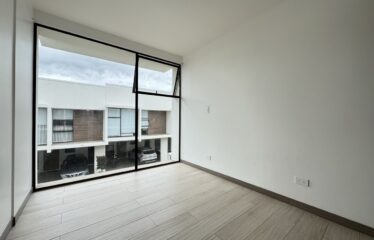 Sale of house in condominium in San Antonio, Escazú