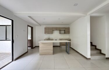 Sale of house in condominium in San Antonio, Escazú