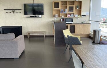 Conectividad y Estilo: Apartamento Ejecutivo en Nunciatura Flats [Incluye Linea Blanca]