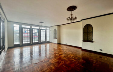 Alquiler de casa en Sabana Sur (uso de suelo mixto)