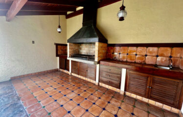 Alquiler de casa en Sabana Sur (uso de suelo mixto)