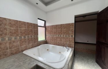 Alquiler de casa en Hacienda Vieja, Curridabat