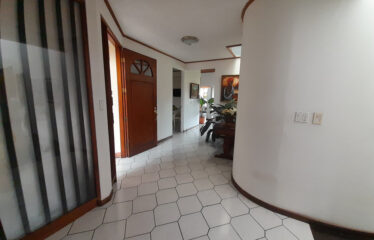 House for sale in Freses de Curridabat