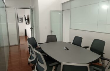 Local para oficinas en Guachipelin, Escazu