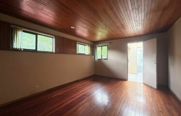 Venta de casa en Santa Ana