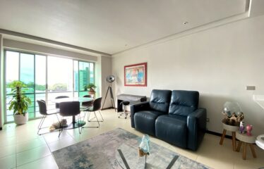 Venta de apartamento en condominio en Santa Ana