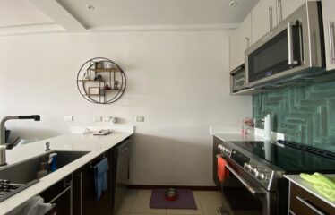 Venta de apartamento en condominio en Santa Ana