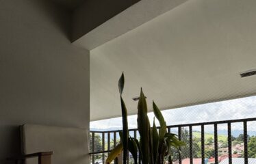 Venta de apartamento en exclusivo Condominio en Curridabat, San José.