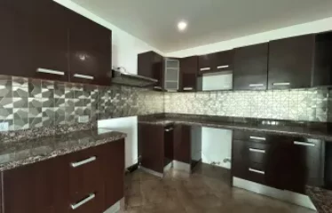 Alquiler de Apartamento de Lujo en Guachipelín, Escazú.