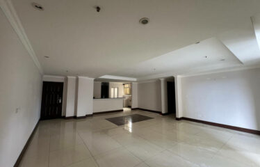 Alquiler de apartamento en exclusivo condominio en la Sabana.