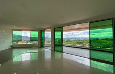 Alquiler de apartamento de lujo, en Guachipelín de Escazú.