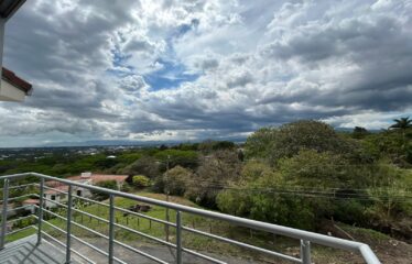Alquiler de apartamento de lujo, en Guachipelín de Escazú.