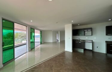 Alquiler de apartamento de lujo, en Guachipelín de Escazú.