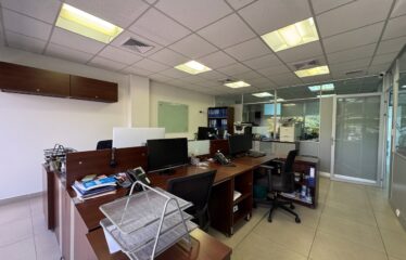 Alquiler de oficinas en Centro Comercial Lindora, Santa Ana.