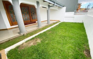 House for Sale in Curridabat – Guayabos