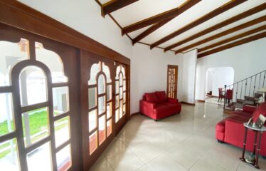 House for Sale in Curridabat – Guayabos