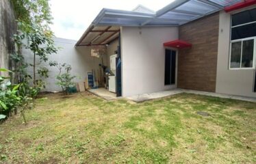 Venta de casa en condominio en Sabanilla, San José