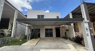 House for sale in a gated community in Sabanilla, San José.