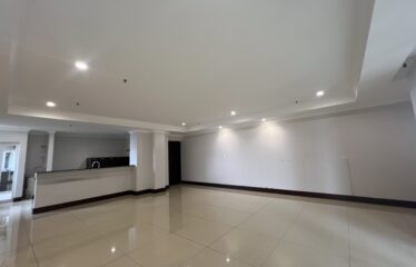 Alquiler de apartamento en condominio en Sabana, San José