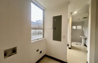 Alquiler de apartamento en condominio en Sabana Sur, San José