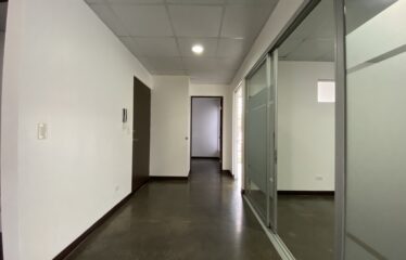 Office for rent in Lourdes, San Pedro