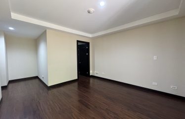 Modern Garden Apartament en Brasil de Santa Ana – Comodidad y Naturaleza