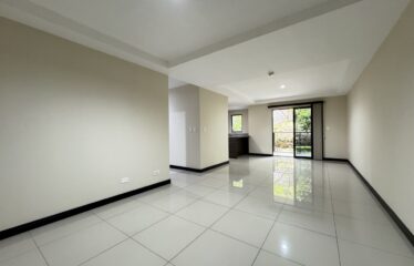 Alquiler de apartamento en Condominio en Santa Ana, San José