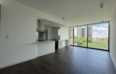 Alquiler de apartamento en condominio en Rohrmoser, San José
