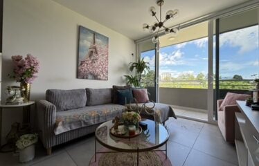 Apartment for sale in a condominium in Granadilla, Curridabat