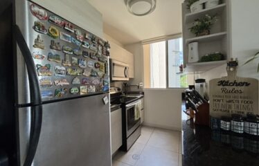 Apartment for sale in a condominium in Granadilla, Curridabat