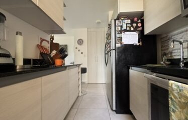 Apartment for sale in a condominium in Granadilla, Curridabat