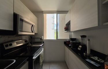 Apartment for sale in a condominium in Granadilla, Curridabat