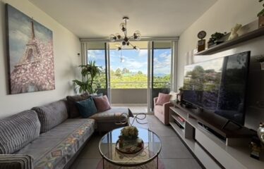 Apartment for sale in a condominium in Granadilla, Curridabat