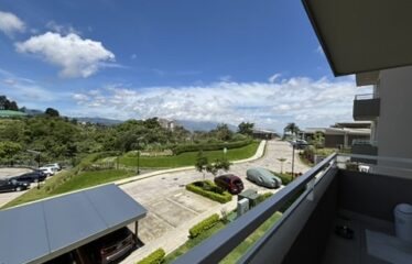 Apartment for sale in a condominium in Granadilla, Curridabat